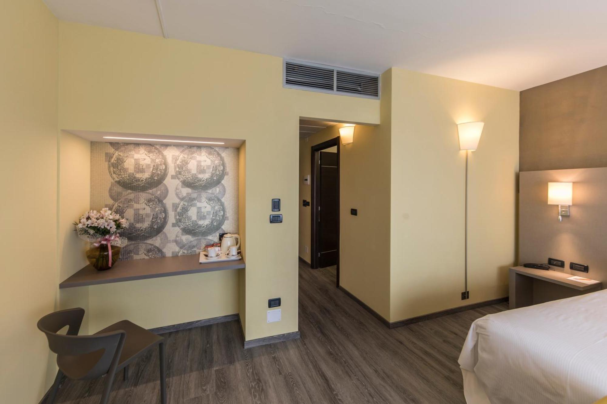 Hotel Donatello Imola Exterior foto