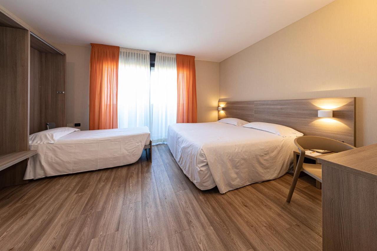 Hotel Donatello Imola Exterior foto